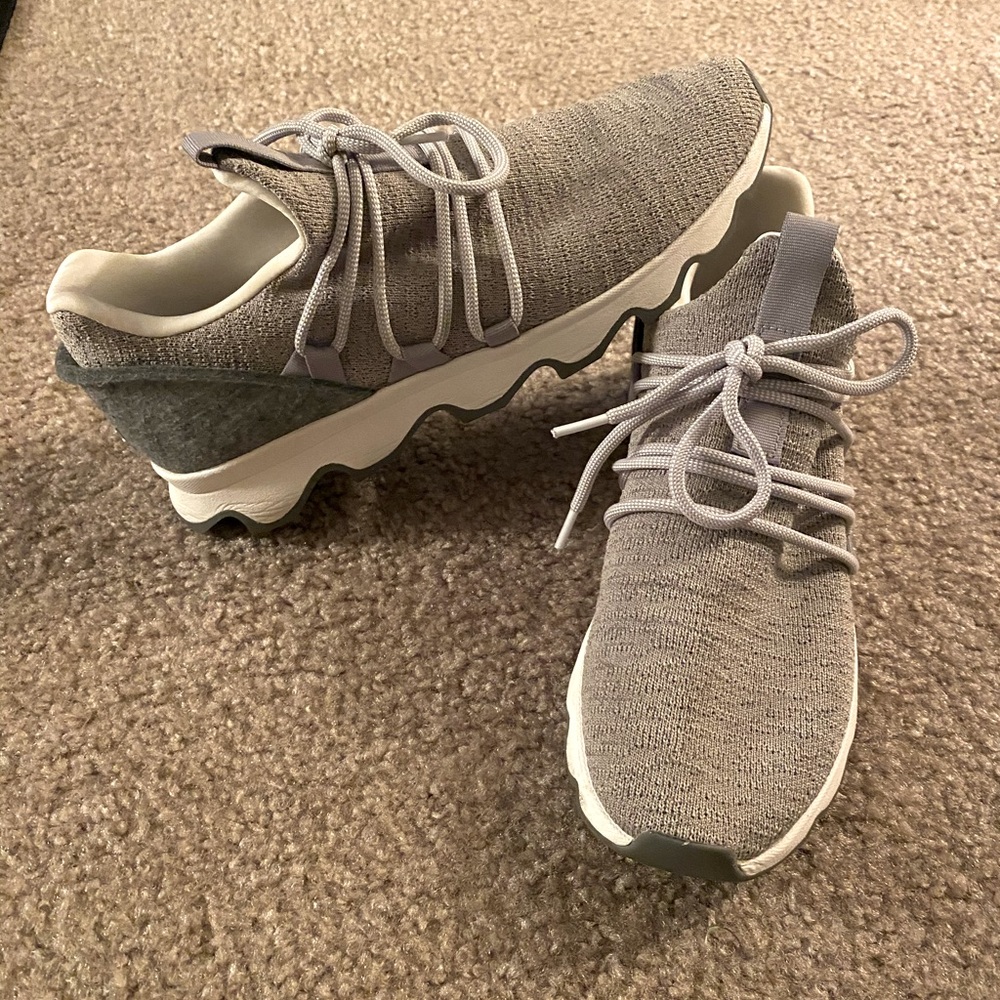 🔥Women’s SNEAKERS 🔥